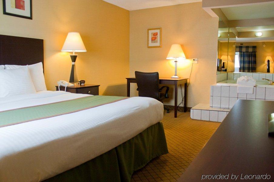 Plaza Hotel & Suites - Eau Claire Dış mekan fotoğraf