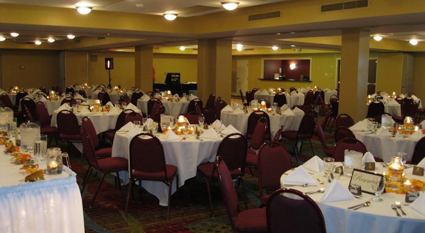Plaza Hotel & Suites - Eau Claire Dış mekan fotoğraf
