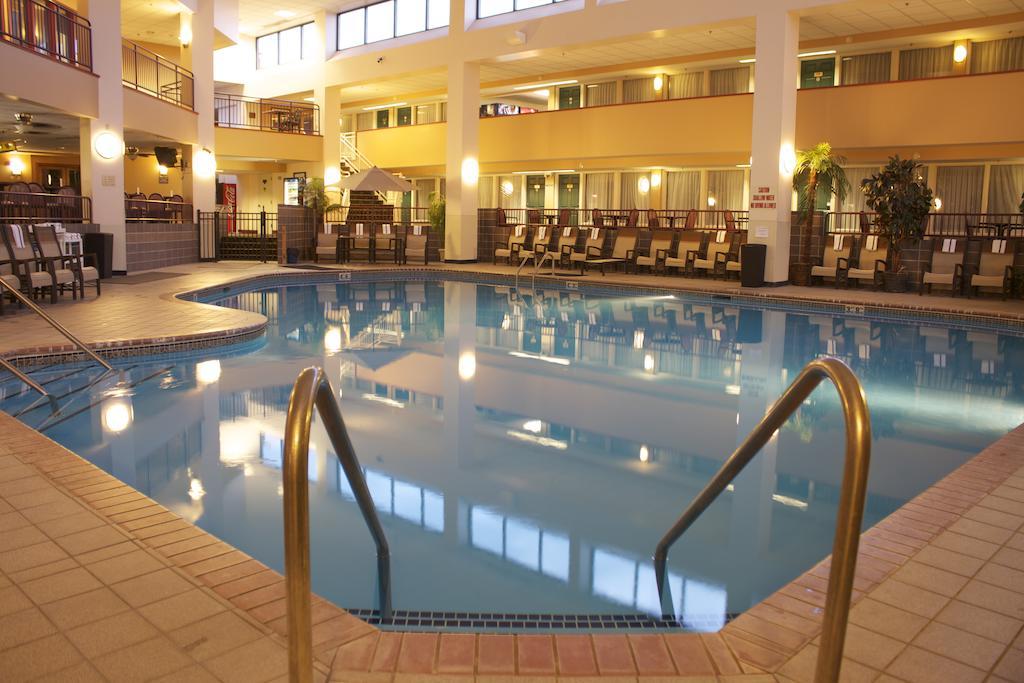 Plaza Hotel & Suites - Eau Claire Dış mekan fotoğraf